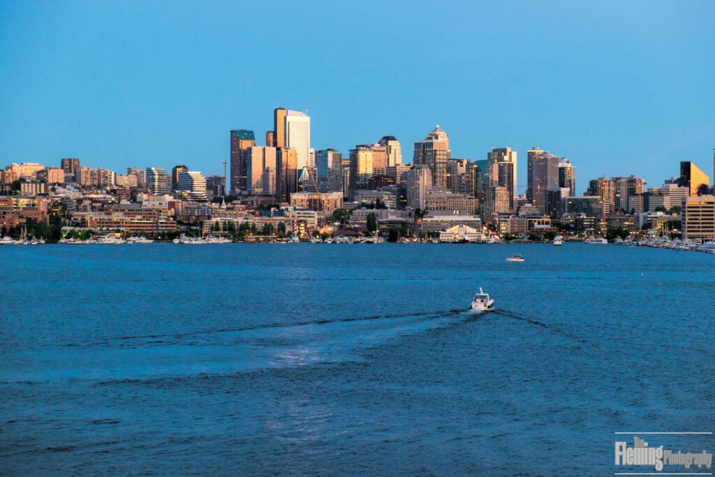Seattle Skyline, dusk, Lake Union, boats, skyscrapers, cityscape